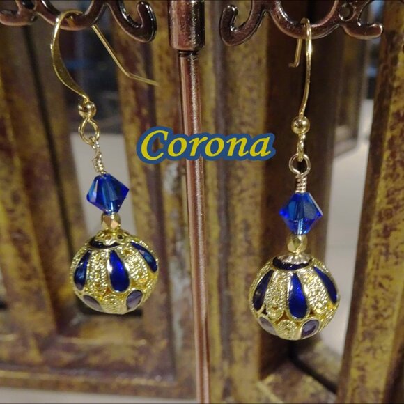 Cloisonne earrings in six blue variations of artful design - Picture 6 of 8